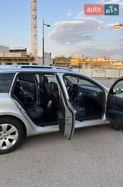 Универсал Skoda Superb 2014 в 