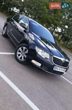 Лифтбек Skoda Superb 2010 в 