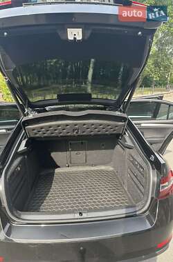 Лифтбек Skoda Superb 2015 в 
