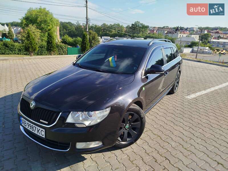 Универсал Skoda Superb 2012 в 