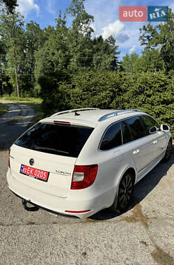 Универсал Skoda Superb 2014 в 