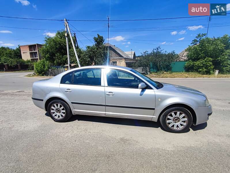 Ліфтбек Skoda Superb 2003 в Калинівці