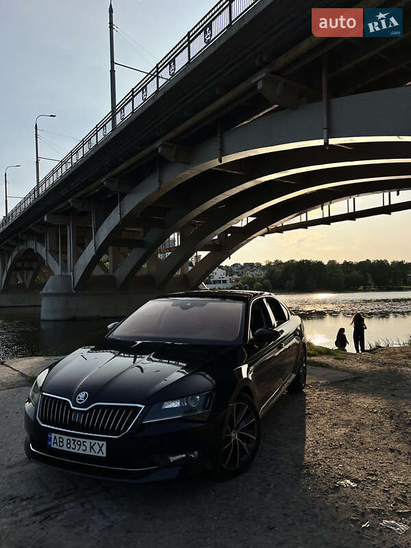 Лифтбек Skoda Superb 2016 в Жмеринке