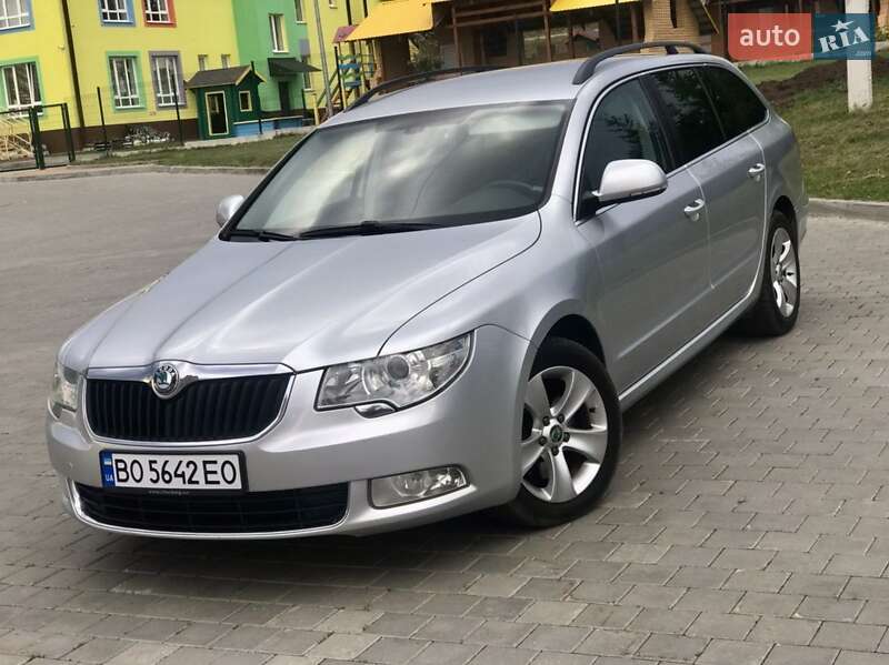 Універсал Skoda Superb 2013 в Тернополі