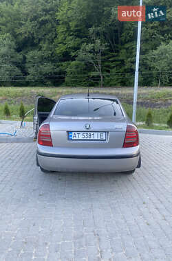 Лифтбек Skoda Superb 2006 в 