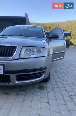 Лифтбек Skoda Superb 2006 в 
