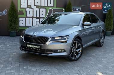 Лифтбек Skoda Superb 2019 в 