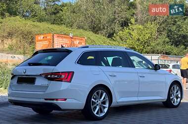 Универсал Skoda Superb 2019 в 