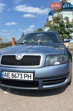 Лифтбек Skoda Superb 2003 в 