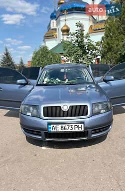 Лифтбек Skoda Superb 2003 в 
