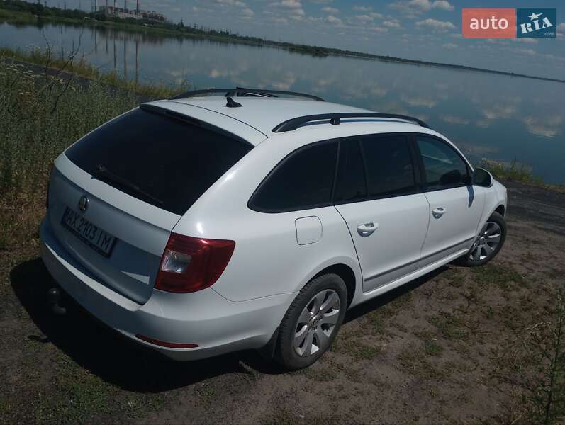 Универсал Skoda Superb 2014 в Слобожанском
