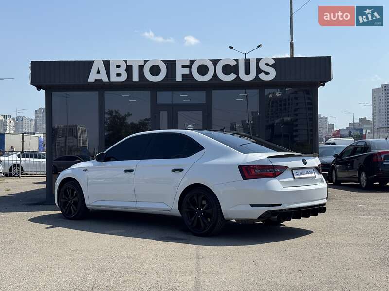 Ліфтбек Skoda Superb 2015 в Києві