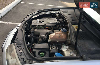 Лифтбек Skoda Superb 2006 в 
