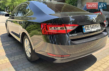 Лифтбек Skoda Superb 2017 в 