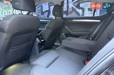 Лифтбек Skoda Superb 2017 в 