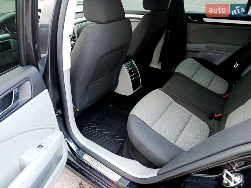 Универсал Skoda Superb 2011 в Хмельницком