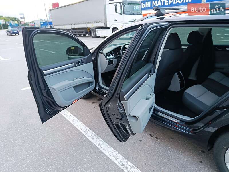 Универсал Skoda Superb 2011 в Хмельницком
