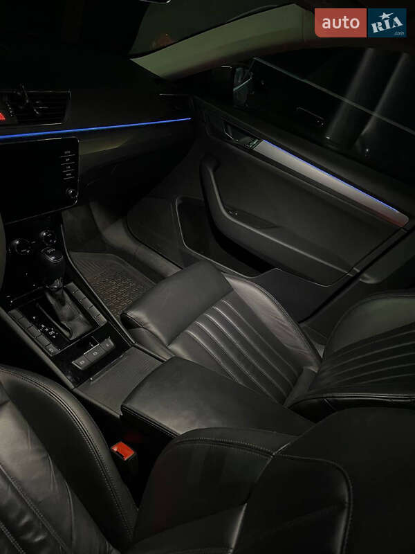 Лифтбек Skoda Superb 2018 в Киеве