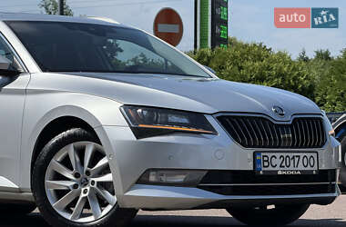 Универсал Skoda Superb 2017 в 