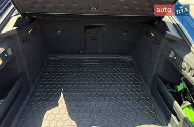Лифтбек Skoda Superb 2015 в 