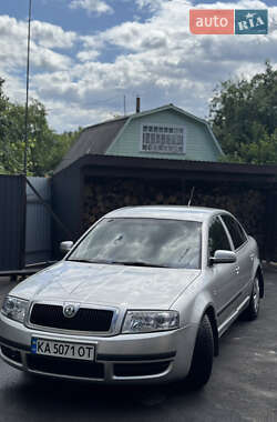 Лифтбек Skoda Superb 2006 в Чернигове