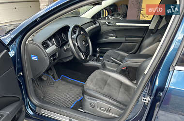 Универсал Skoda Superb 2015 в 