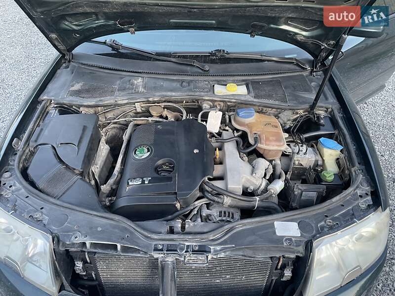 Лифтбек Skoda Superb 2003 в Каменец-Подольском