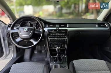 Лифтбек Skoda Superb 2008 в 