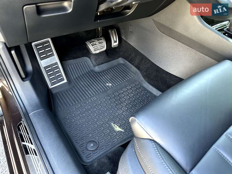 Ліфтбек Skoda Superb 2019 в Дніпрі