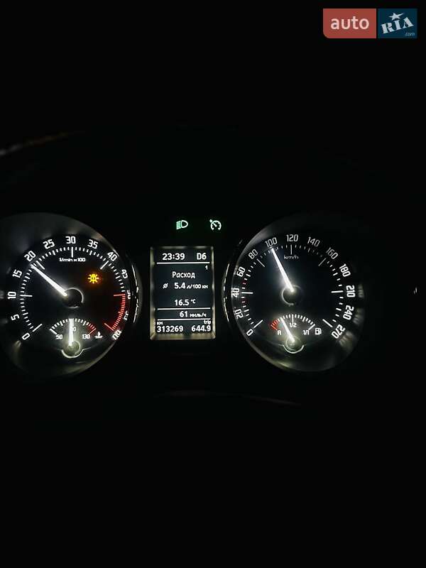 Универсал Skoda Superb 2012 в Хмельницком фото 2 Универсал Skoda Superb 2012 в Хмельницком