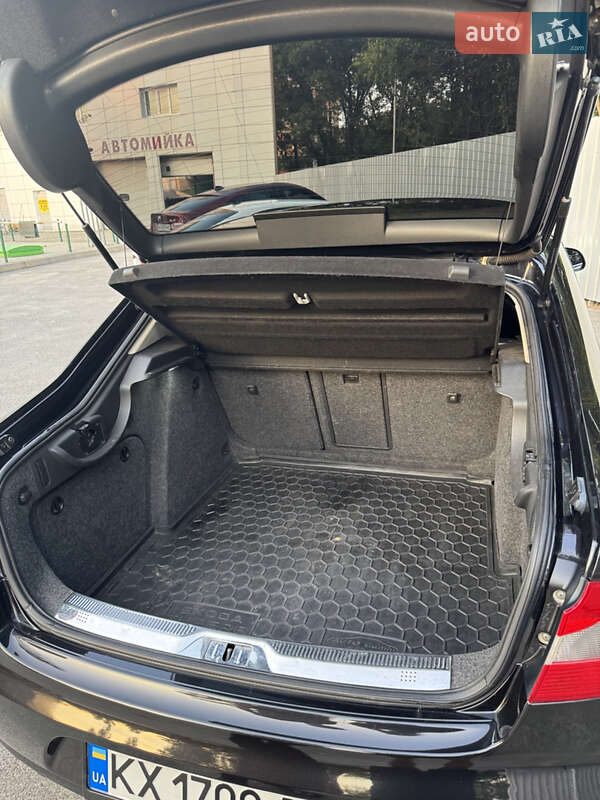 Лифтбек Skoda Superb 2012 в Харькове