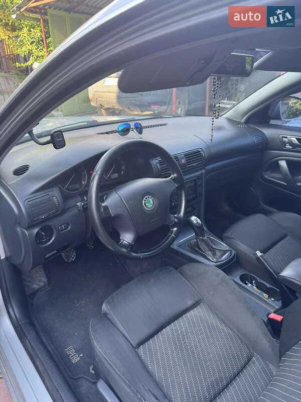 Лифтбек Skoda Superb 2007 в Львове