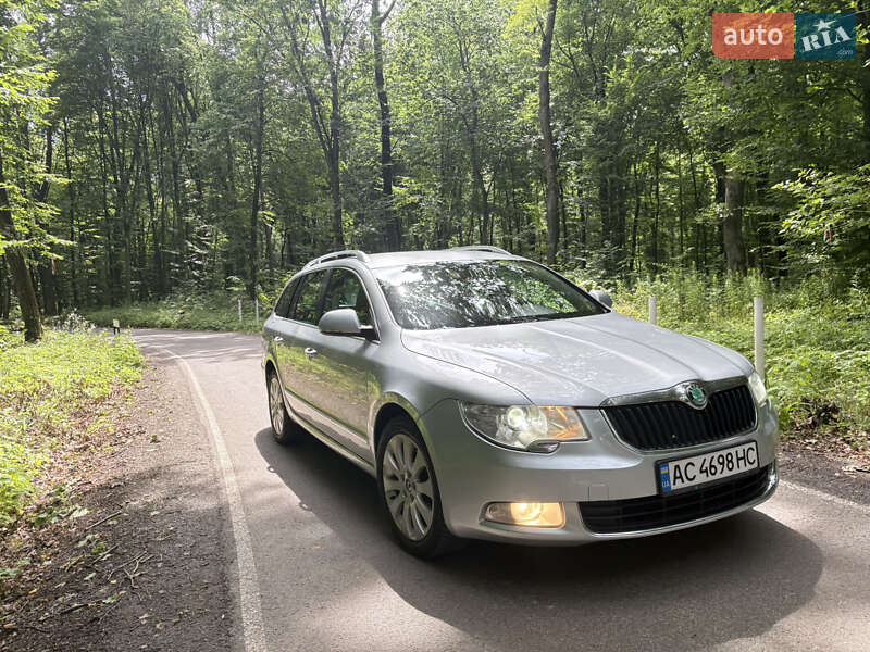 Универсал Skoda Superb 2010 в 
