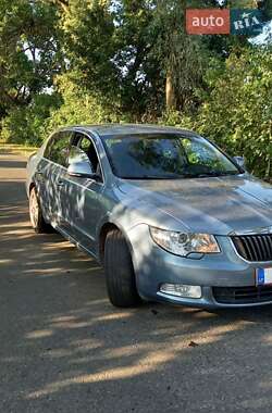 Лифтбек Skoda Superb 2008 в Звенигородке
