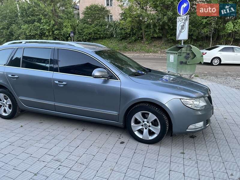 Универсал Skoda Superb 2010 в Тернополе