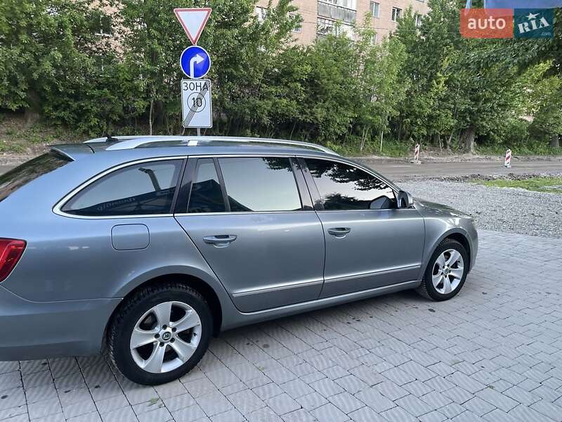 Универсал Skoda Superb 2010 в Тернополе