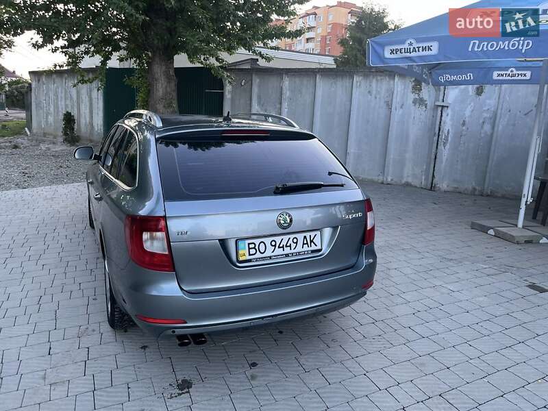 Универсал Skoda Superb 2010 в Тернополе