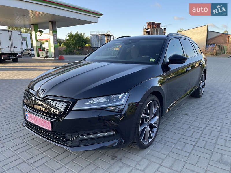 Универсал Skoda Superb 2021 в 