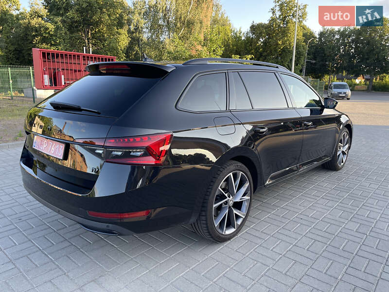 Універсал Skoda Superb 2021 в Житомирі