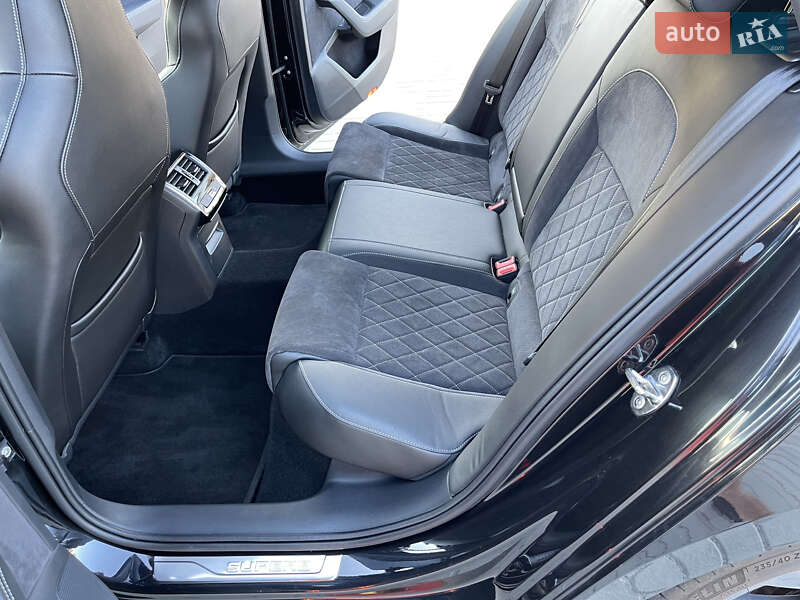 Універсал Skoda Superb 2021 в Житомирі