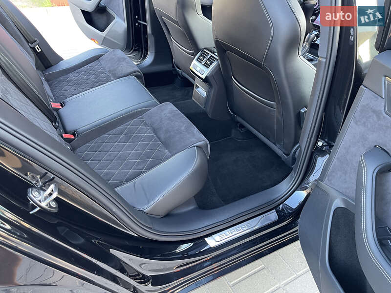 Універсал Skoda Superb 2021 в Житомирі