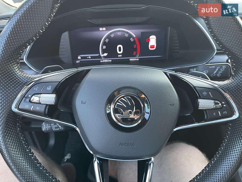 Універсал Skoda Superb 2021 в Житомирі