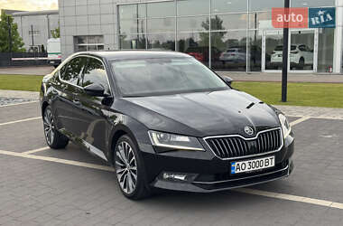 Лифтбек Skoda Superb 2019 в 