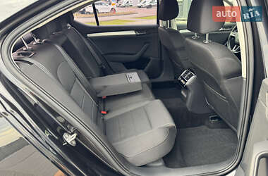 Лифтбек Skoda Superb 2019 в 