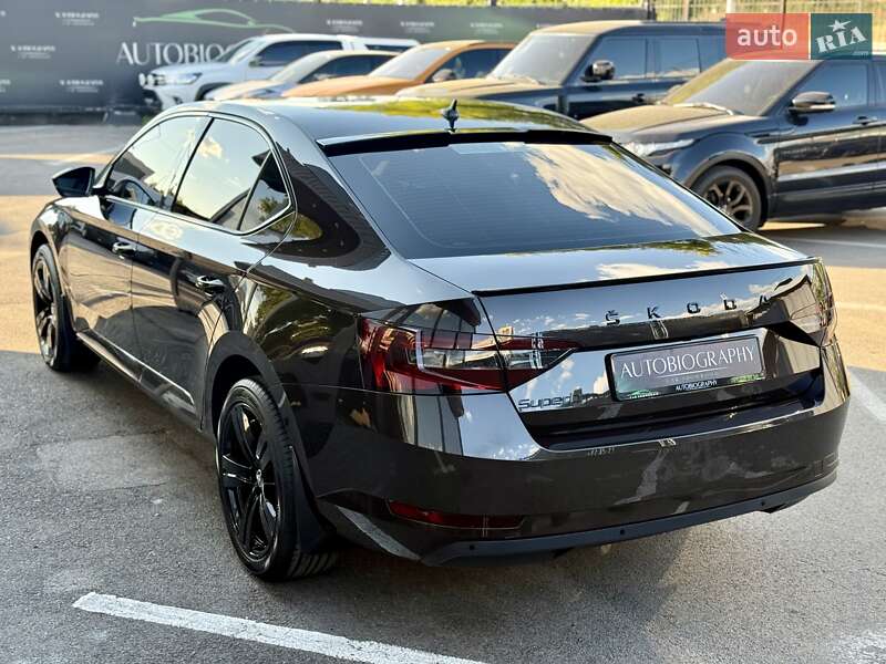 Лифтбек Skoda Superb 2019 в Киеве
