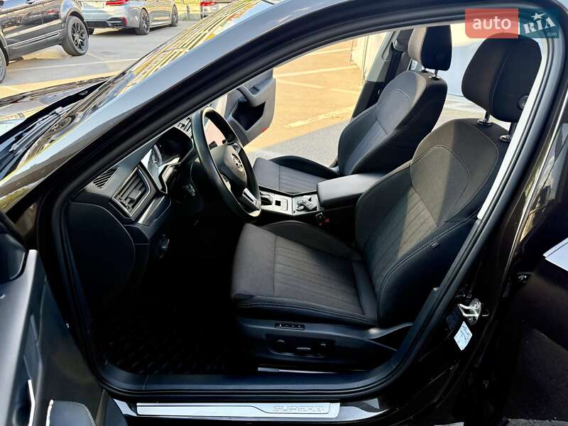 Лифтбек Skoda Superb 2019 в Киеве