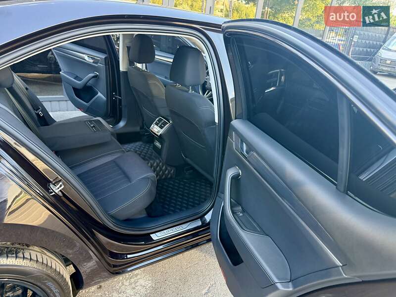 Лифтбек Skoda Superb 2019 в Киеве