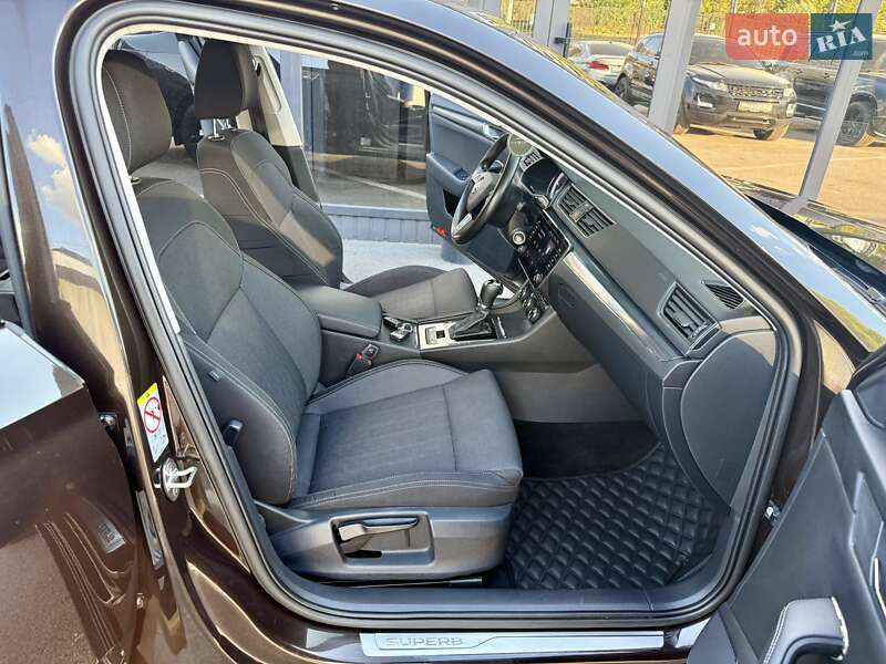 Лифтбек Skoda Superb 2019 в Киеве