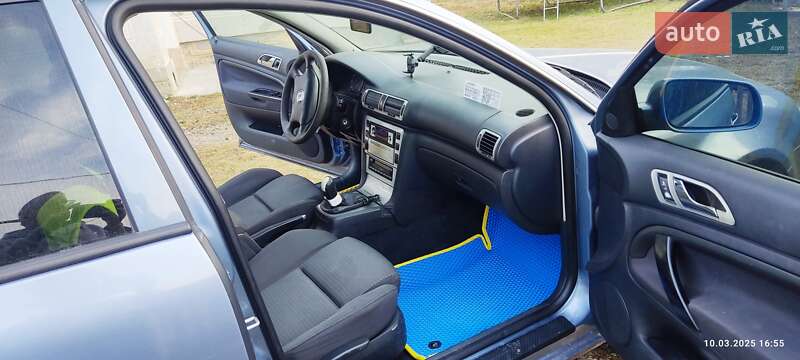 Лифтбек Skoda Superb 2005 в Коломые