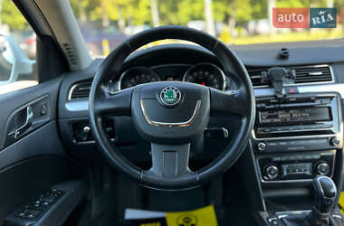 Лифтбек Skoda Superb 2012 в 